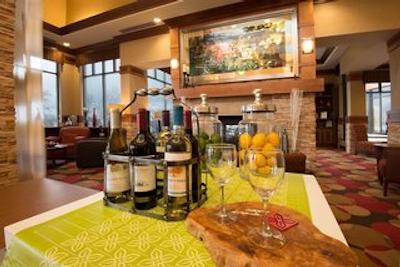 هیلتون گاردن این میلواوکی آیرپرت