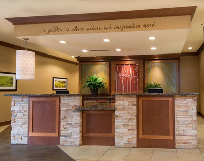 هیلتون گاردن این میلواوکی آیرپرت