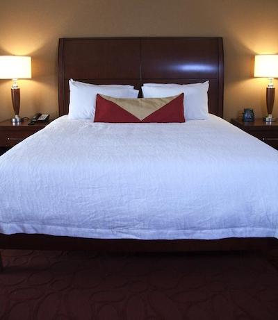 هیلتون گاردن این میلواوکی آیرپرت