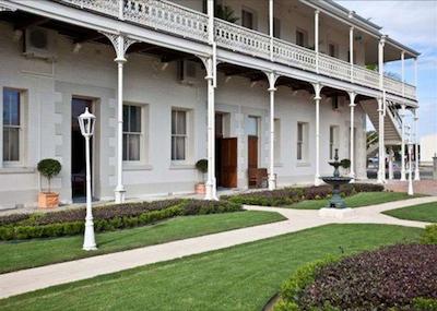 دنیسُن بوتیک