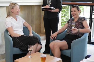 اتورا آلبوری