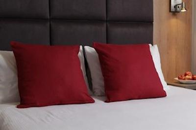 اتورا آلبوری