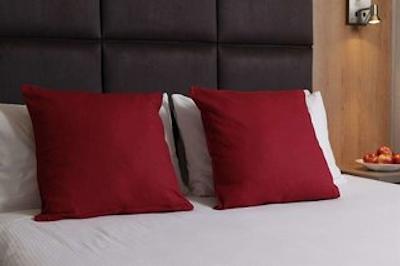 اتورا آلبوری