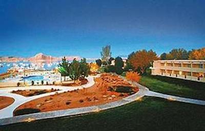 لاک پول ریزرت اند مارینا