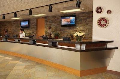 لاک پول ریزرت اند مارینا