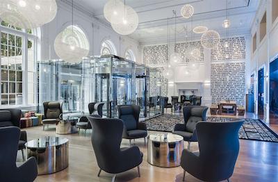 د وارویک هتل ریتنهوس اسکوار