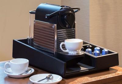 د وارویک هتل ریتنهوس اسکوار