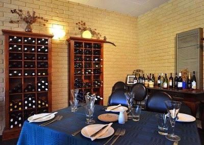 کمفرت این بوسلتون ریور ریزرت