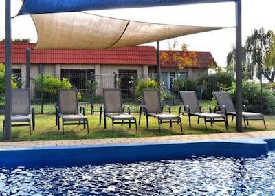 کمفرت این بوسلتون ریور ریزرت