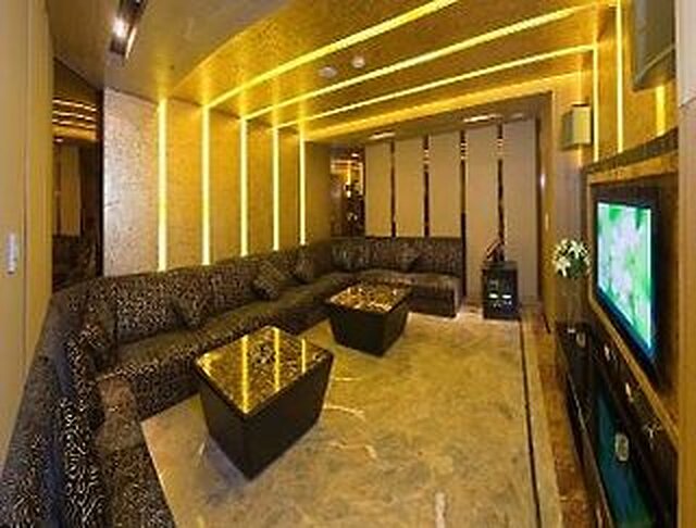 دیز این بیزنس پلیس لانگوان