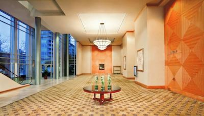 د وستین بشر وانکوور