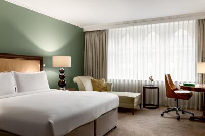 است پانکراز رنیسانس لندن