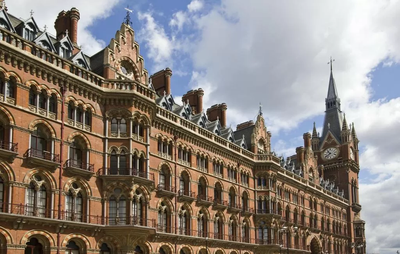است پانکراز رنیسانس لندن