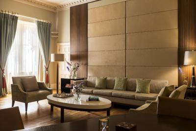 است پانکراز رنیسانس لندن