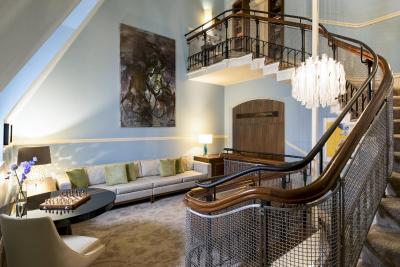 است پانکراز رنیسانس لندن