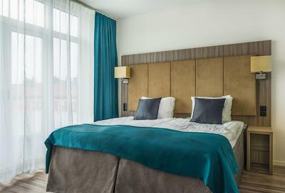 بست وسترن هتل انکارت