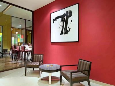 ایبیز پون ویمان ناگار هتل