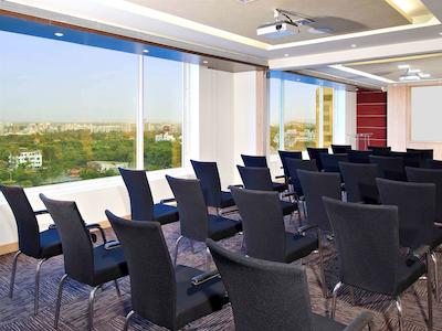 ایبیز پون ویمان ناگار هتل