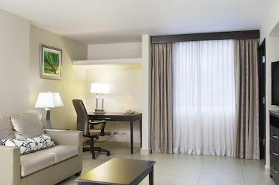 دوبلتری بای هیلتون هتل پاناما سیتی-ال کارمن