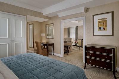 د وستبوری ا لوکسوری کالکشن هتل مفیر-لندن