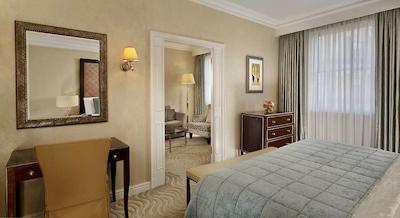 د وستبوری ا لوکسوری کالکشن هتل مفیر-لندن