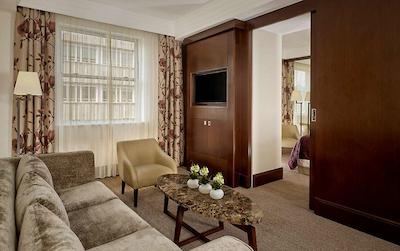 د وستبوری ا لوکسوری کالکشن هتل مفیر-لندن