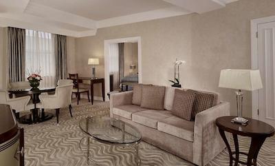 د وستبوری ا لوکسوری کالکشن هتل مفیر-لندن