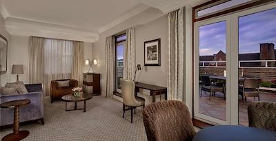 د وستبوری ا لوکسوری کالکشن هتل مفیر-لندن