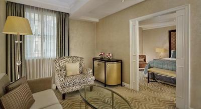 د وستبوری ا لوکسوری کالکشن هتل مفیر-لندن