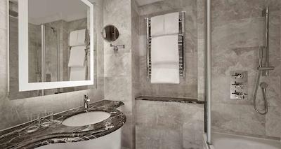 د وستبوری ا لوکسوری کالکشن هتل مفیر-لندن