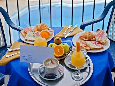 سرکتل هتل پرلا مارینا