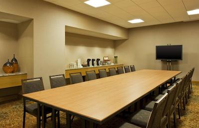 د وستین دنور دونتون