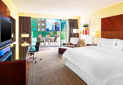 د وستین دنور دونتون