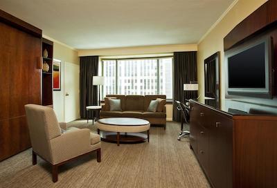 د وستین دنور دونتون