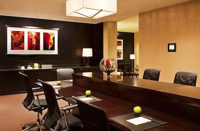 د وستین دنور دونتون