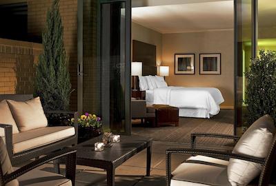 د وستین دنور دونتون