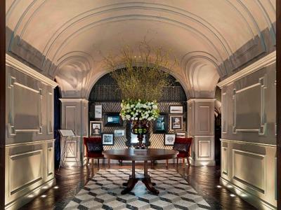 هتل میوز بانکوک لانگسوان-امگالری کالکشن