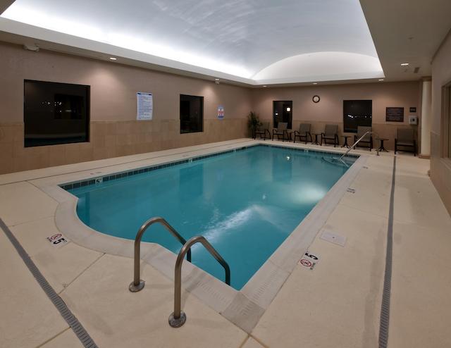 هامپتون این اند سویتز-وینستون-اسالم/ونیورسیتی اریا نک