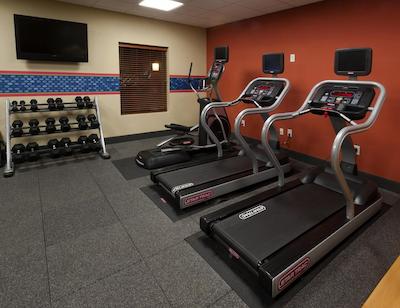 هامپتون این اند سویتز-وینستون-اسالم/ونیورسیتی اریا نک