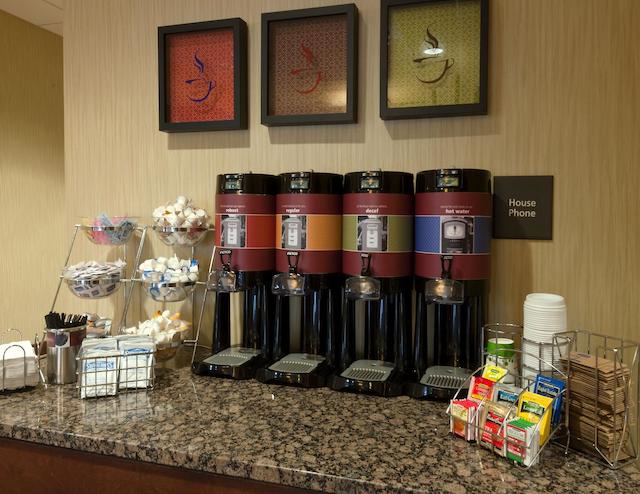 هامپتون این اند سویتز-وینستون-اسالم/ونیورسیتی اریا نک