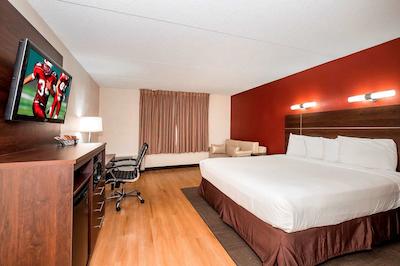 رد روف پلوز- اند سویتز ناکسویل وست-سدار بلوف