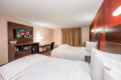 رد روف پلوز- اند سویتز ناکسویل وست-سدار بلوف