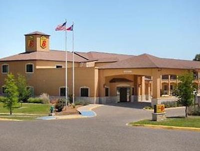 سوپر 8 استفنویل