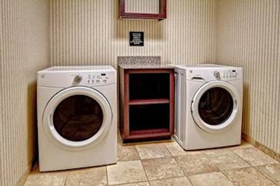 هامپتون این کلولاند