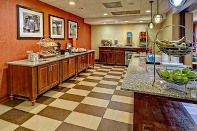 هامپتون این کلولاند