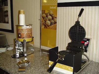 هامپتون این کلولاند