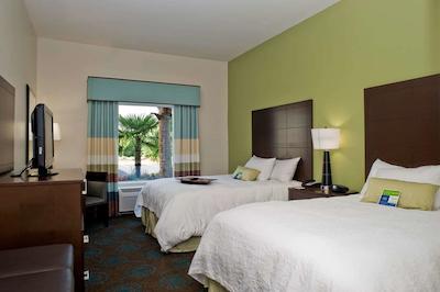 هامپتون این اندرسُن/الیانس بوسینز پارک