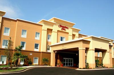 هامپتون این اندرسُن/الیانس بوسینز پارک