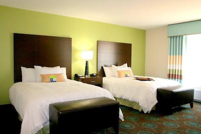 هامپتون این اندرسُن/الیانس بوسینز پارک