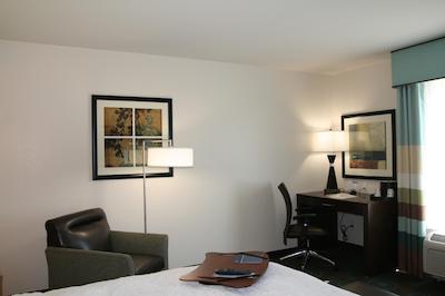 هامپتون این اندرسُن/الیانس بوسینز پارک